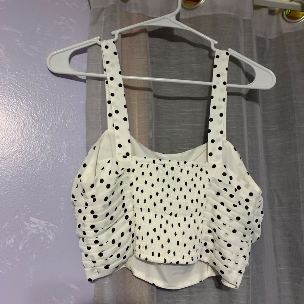 Chic top - Picture 2 of 4